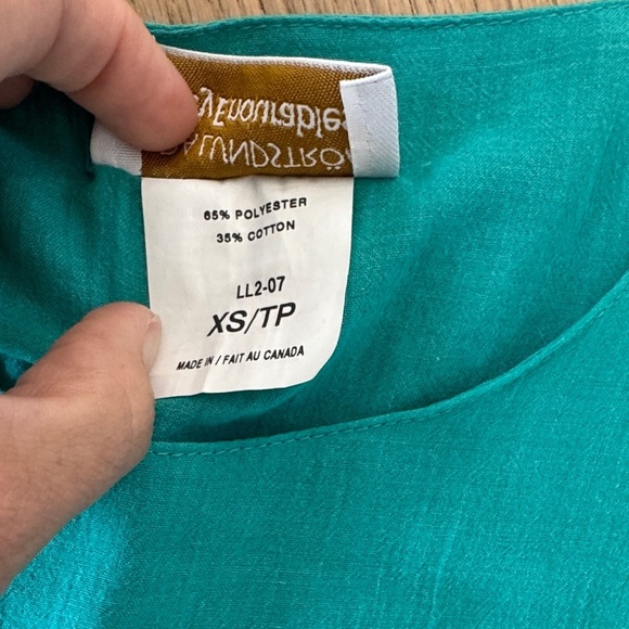 🌿 Vintage Tilley Short Sleeve Top - Picture 3 of 6